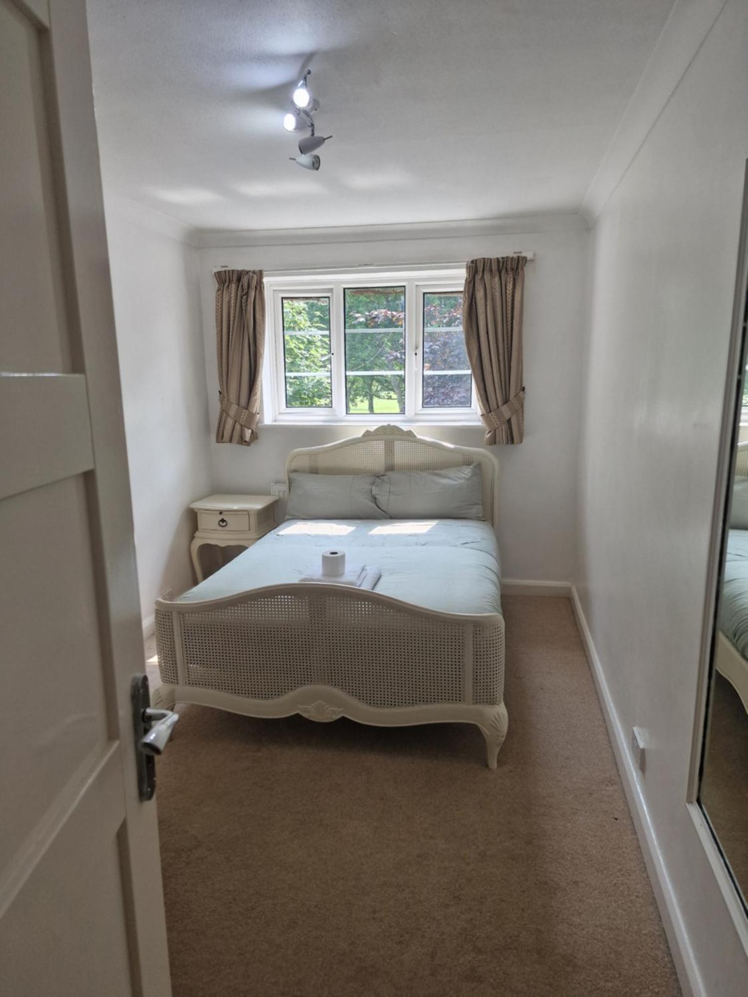 D Elmdon Homestay Shared 4 Bedrooms Birmingham Dış mekan fotoğraf
