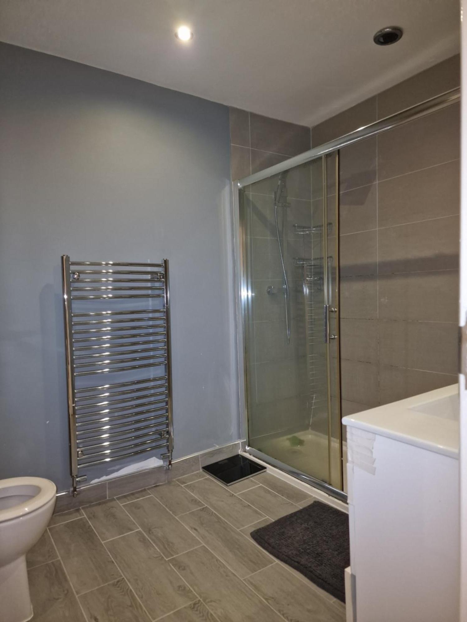 D Elmdon Homestay Shared 4 Bedrooms Birmingham Dış mekan fotoğraf