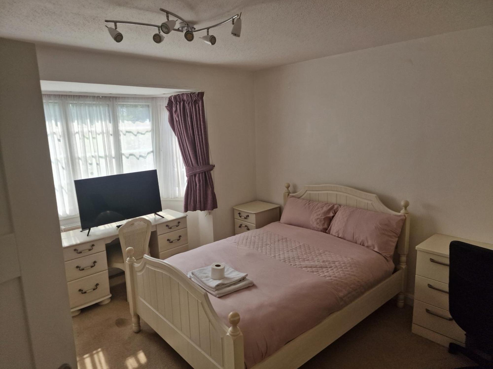 D Elmdon Homestay Shared 4 Bedrooms Birmingham Dış mekan fotoğraf