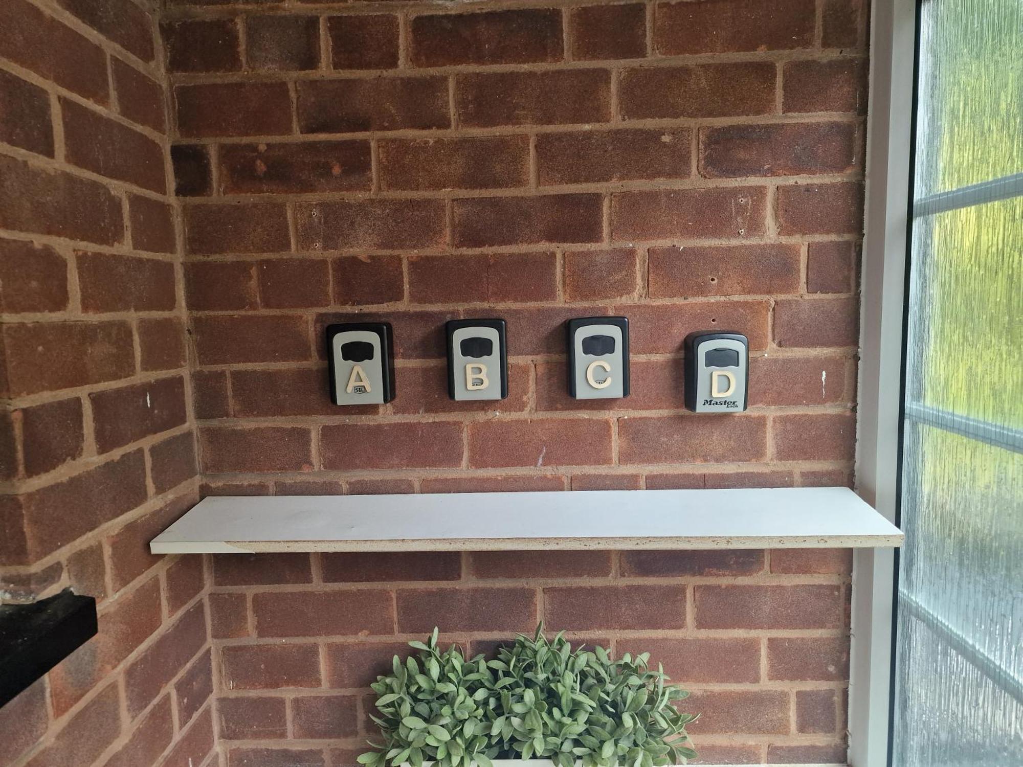 D Elmdon Homestay Shared 4 Bedrooms Birmingham Dış mekan fotoğraf